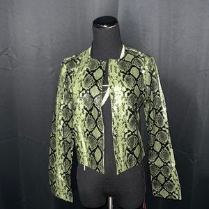 Stellar snakeprint faux leather jacket🌙